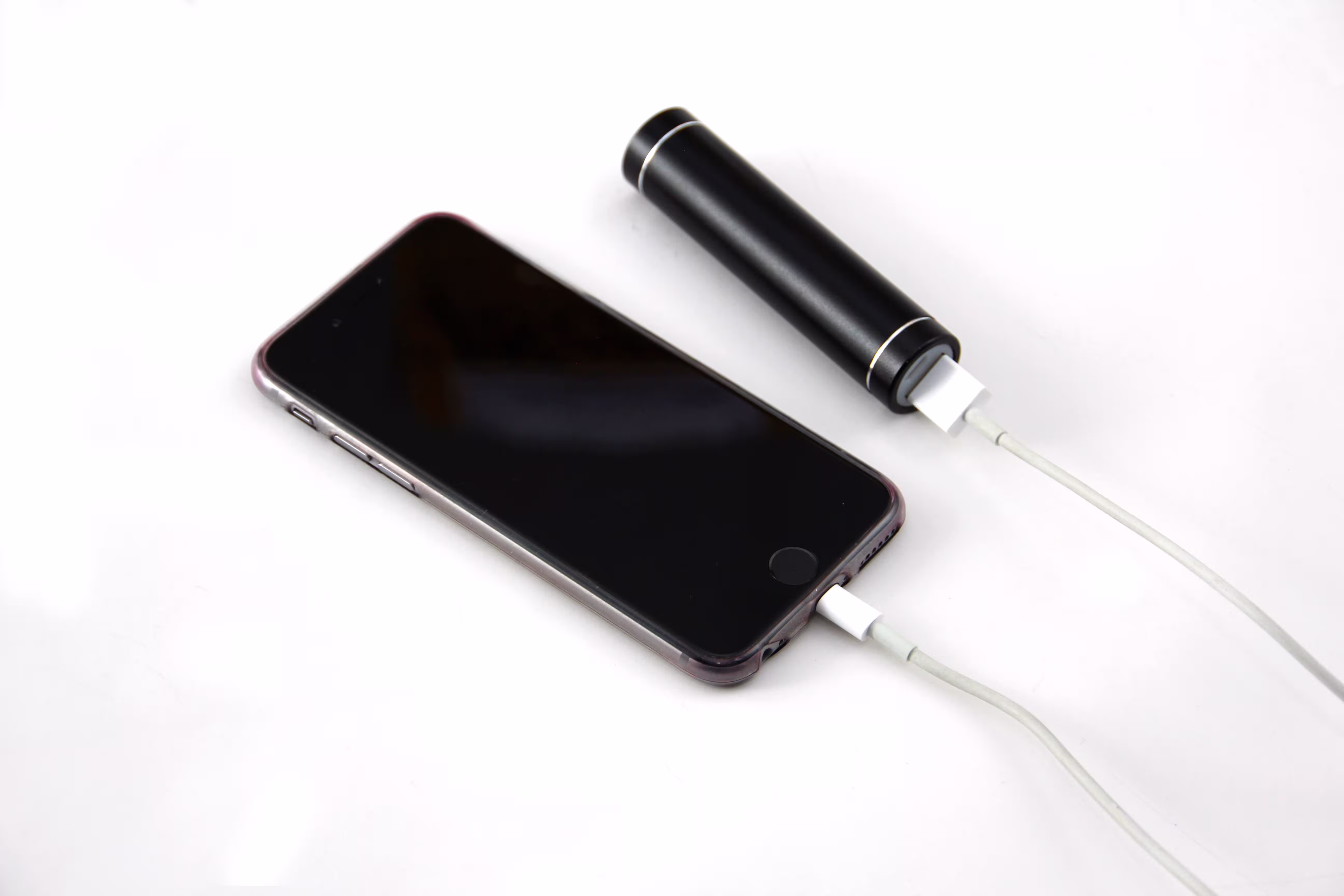 Indicador de batería de un smartphone durante la carga